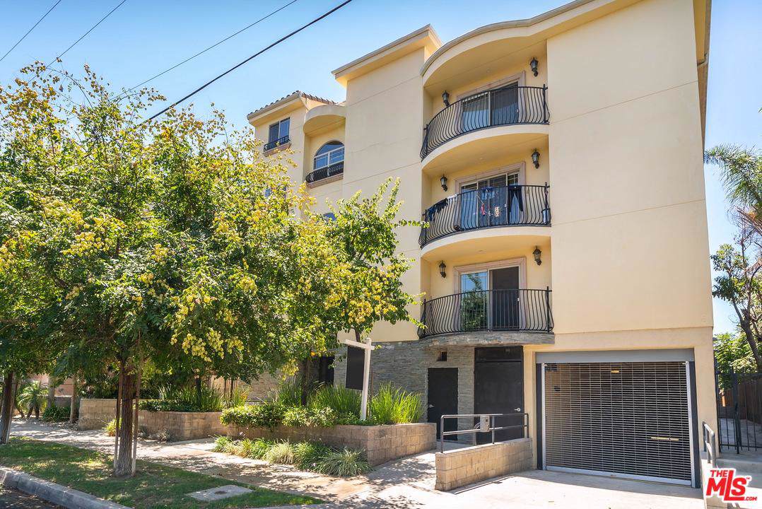 5315 Bellingham Avenue - Photo 1