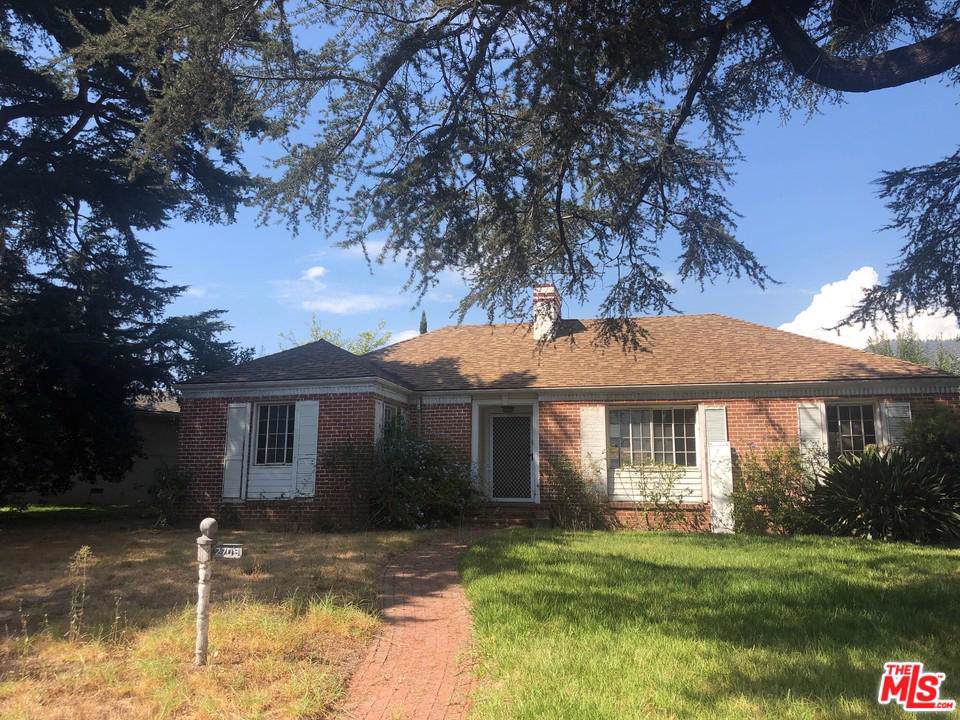 2709 Deodar Circle - Photo 1
