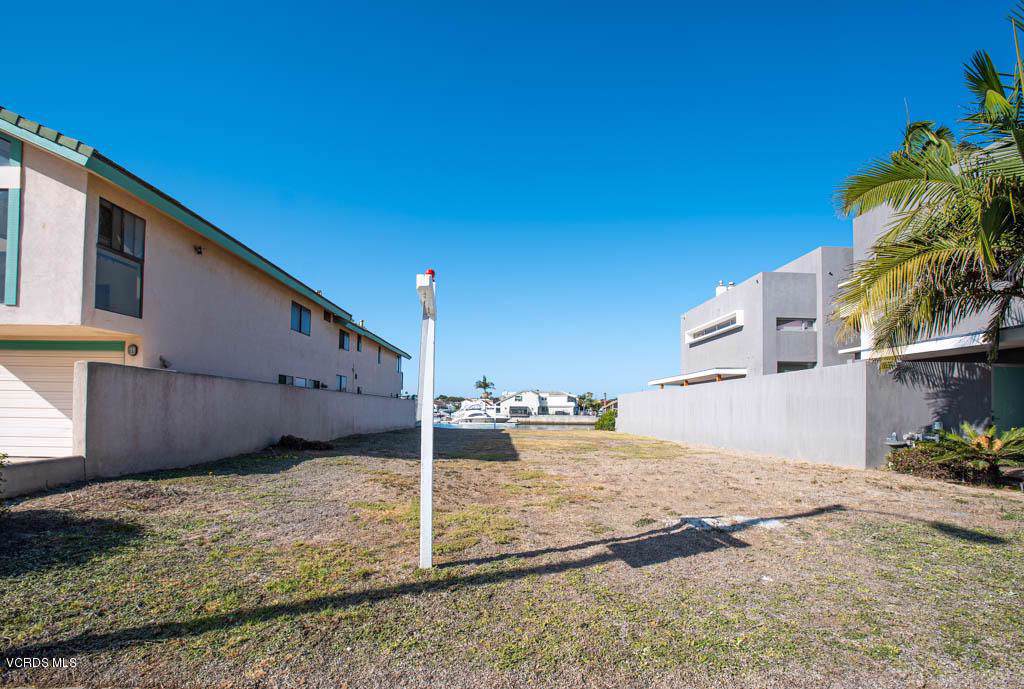 2105 Greencastle Way - Photo 1