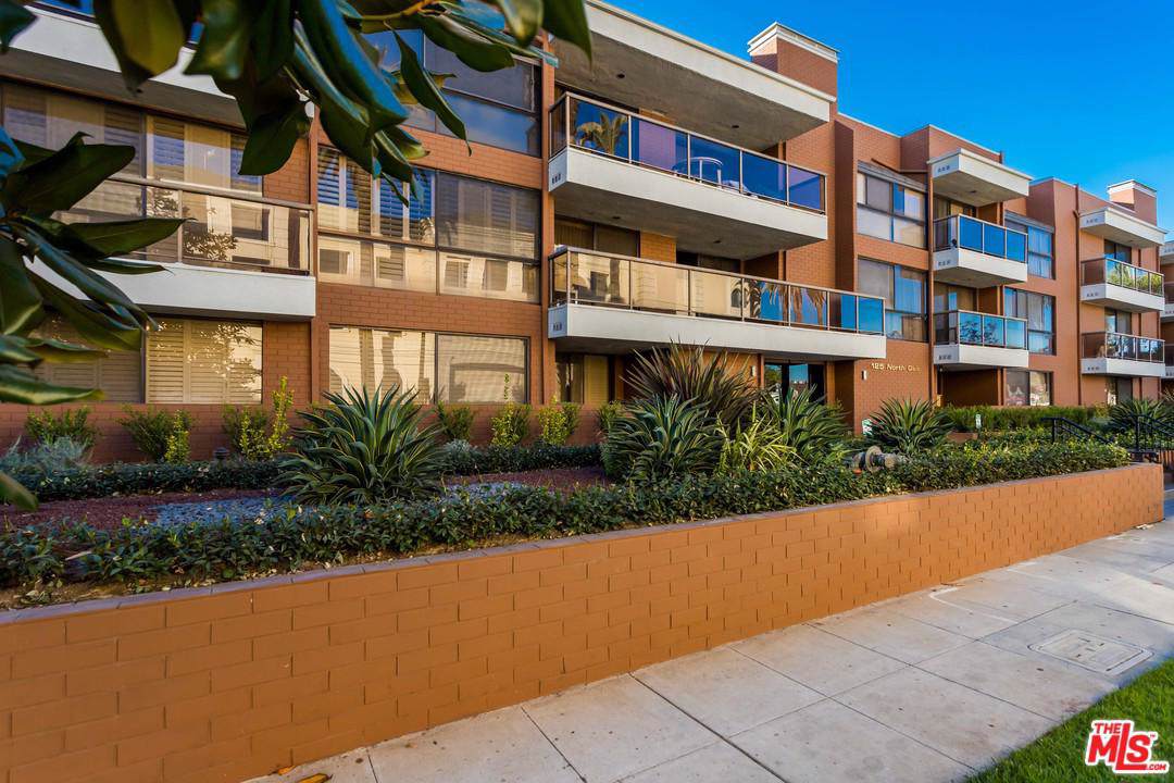 125 Gale Drive - Photo 1
