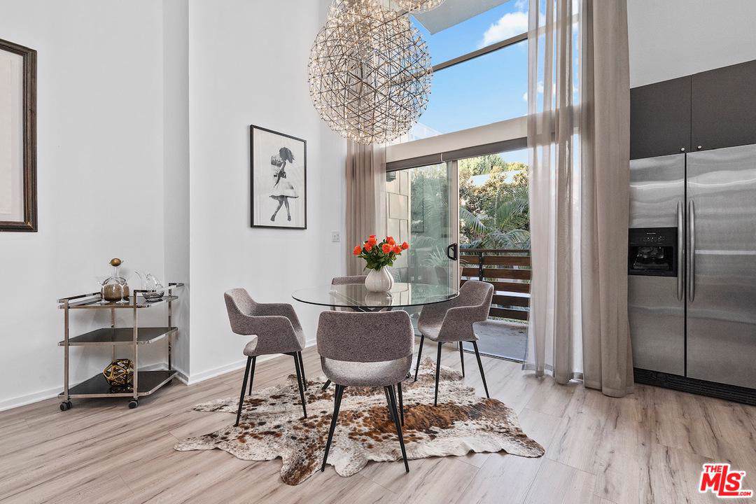 7062 Hawthorn Avenue - Photo 1