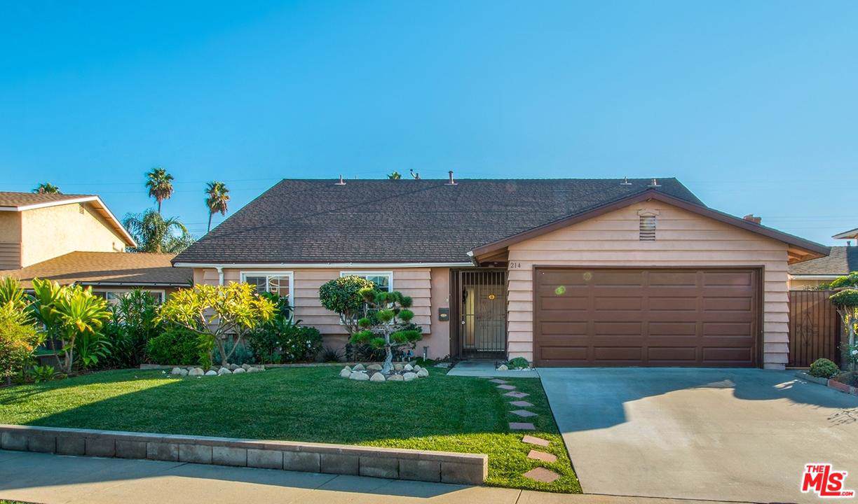 214 Freeden Street - Photo 1