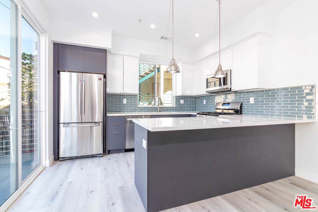 5925 Barton Avenue - Photo 1