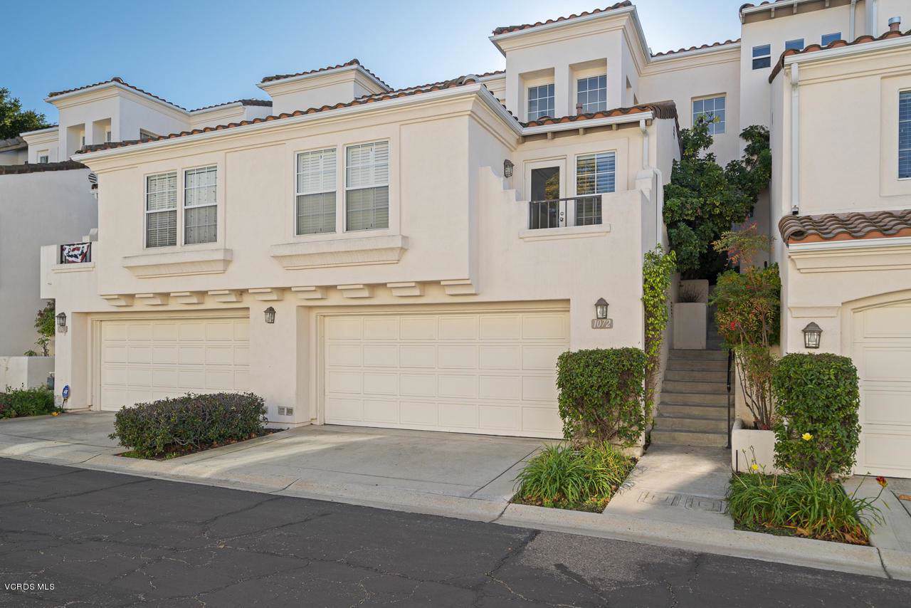1072 Mountain Oak Place - Photo 1
