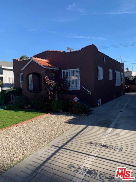 2516 Harcourt Ave - Photo 1