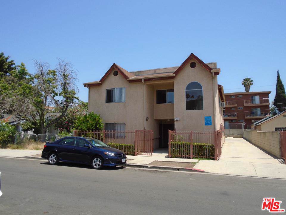 912 Ridgewood Place - Photo 1