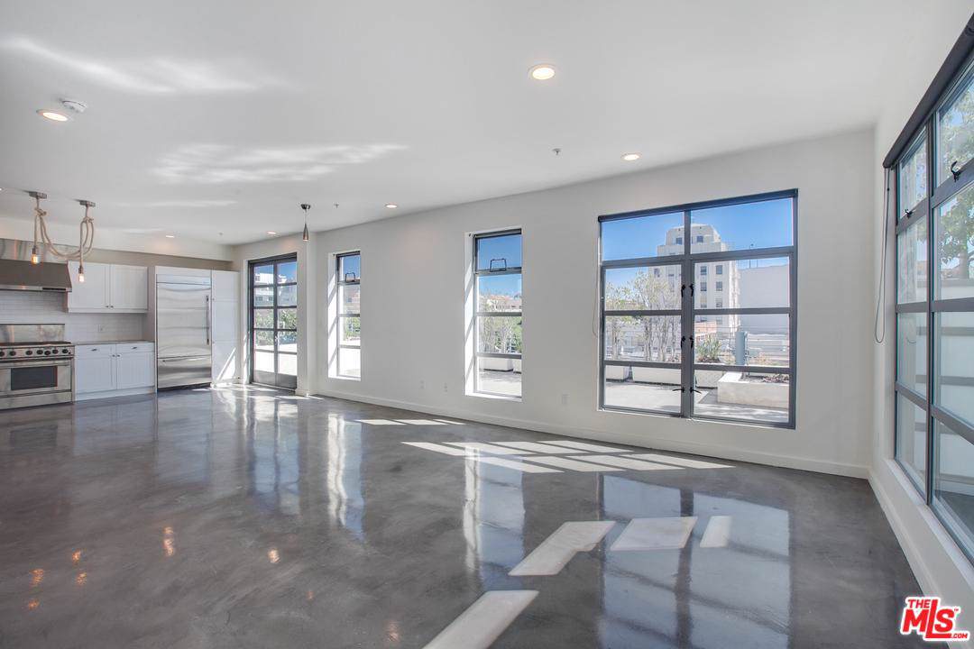 1358 4TH STREET - Photo 1