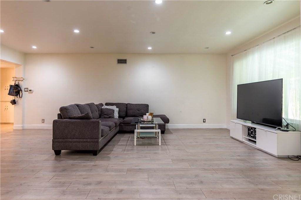 6648 Whitman Avenue - Photo 1