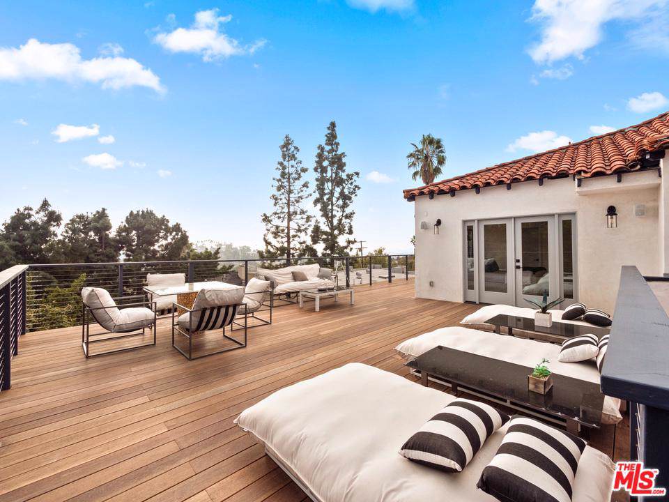 1666 Micheltorena Street - Photo 1