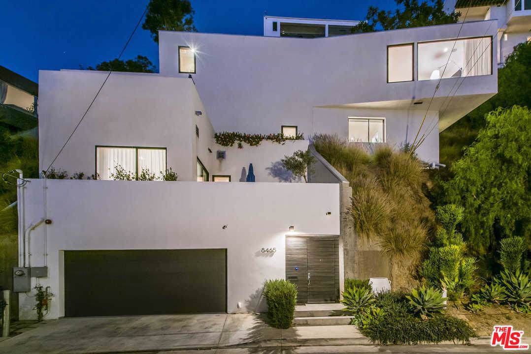 8465 Franklin Avenue - Photo 1