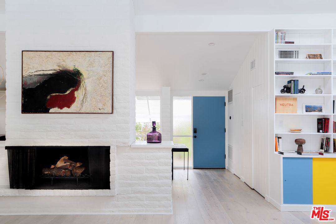 2855 Moraga Dr - Photo 1