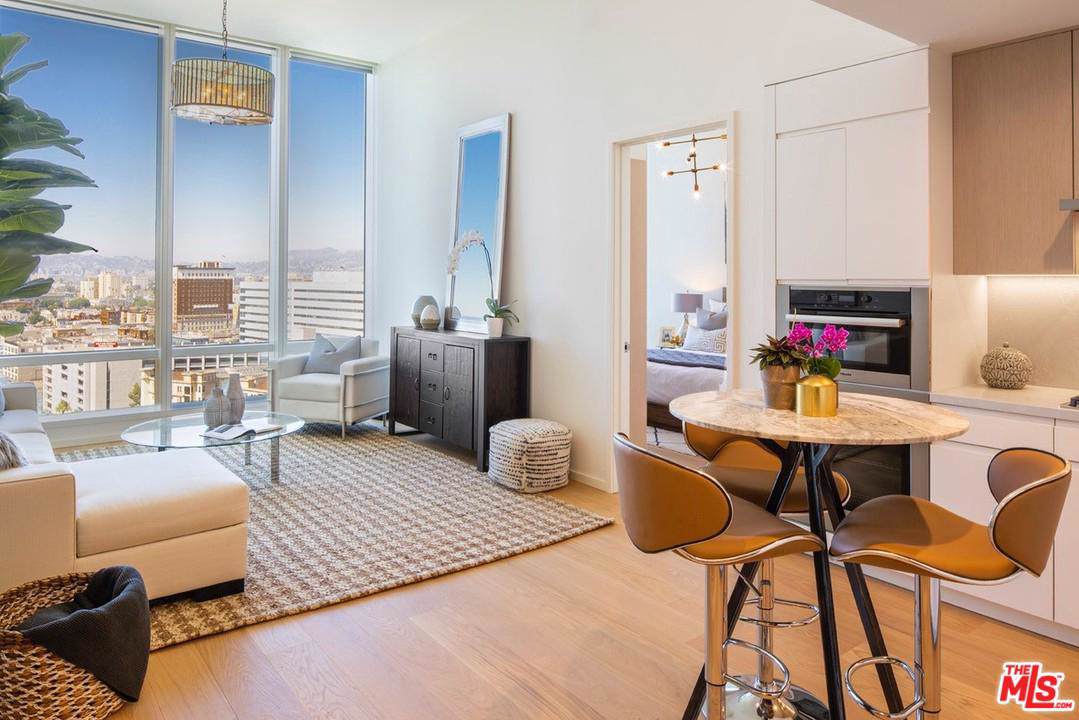 877 Francisco Street - Photo 1