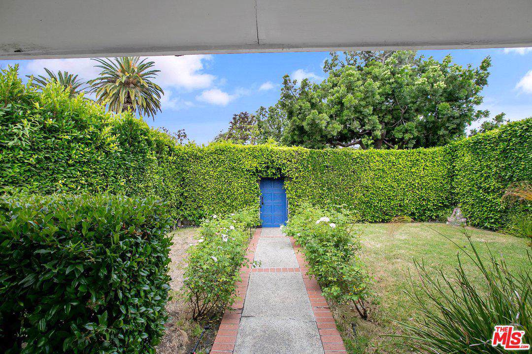 206 Wilton Pl - Photo 1