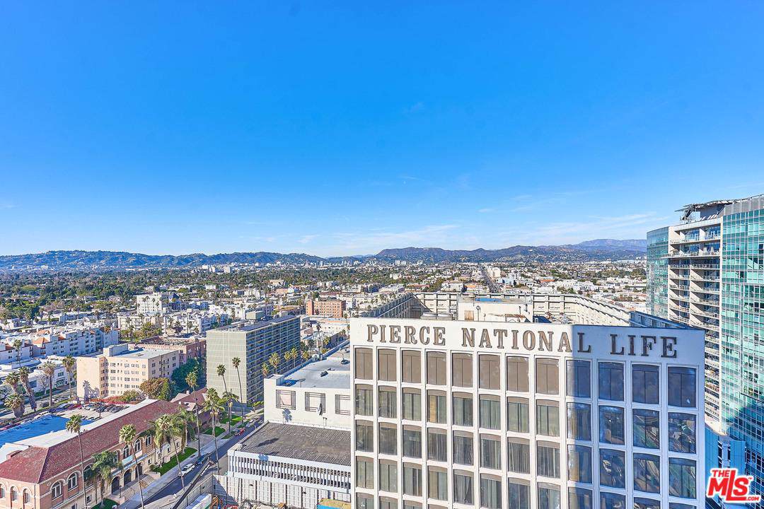 3810 Wilshire - Photo 1