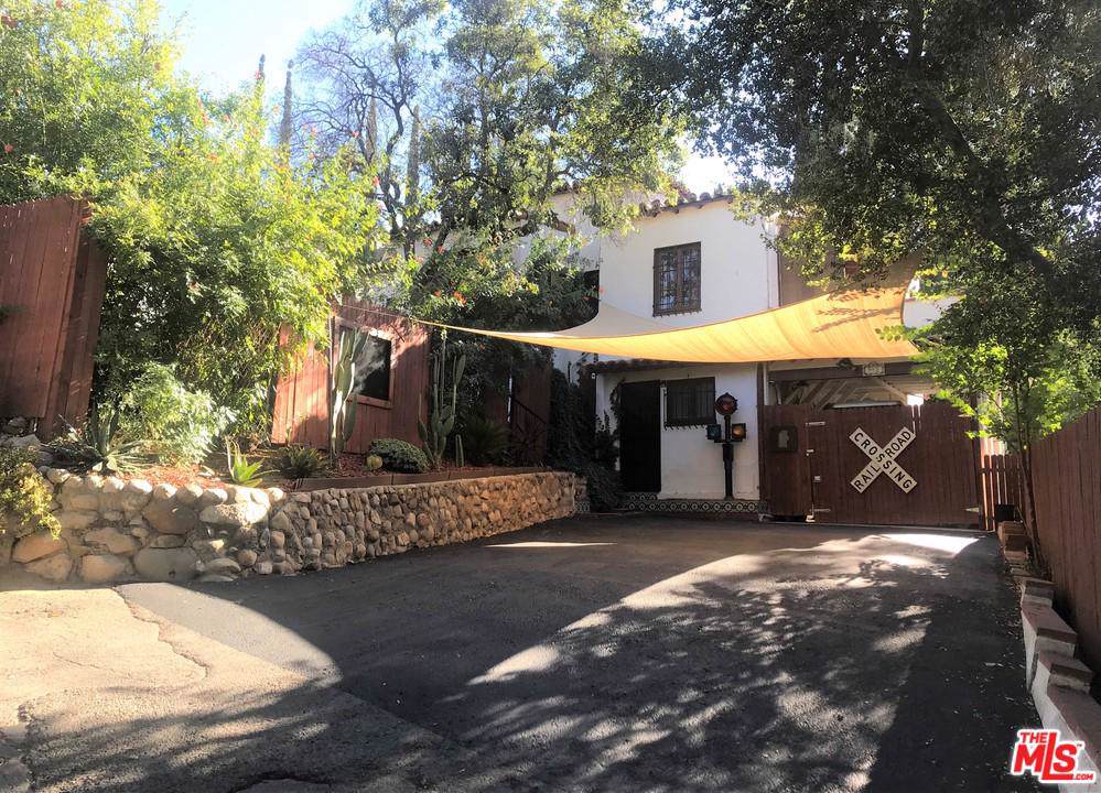 952 Riess Rd - Photo 1