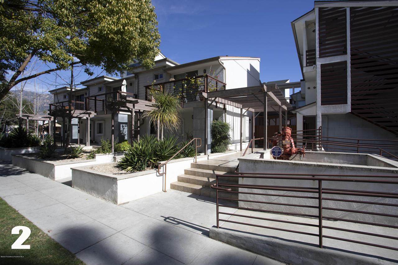 480 Catalina Avenue - Photo 1