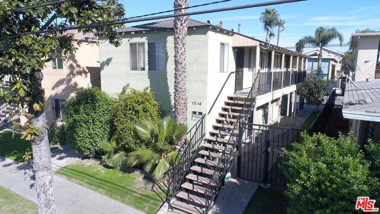1534 Magnolia Avenue - Photo 1
