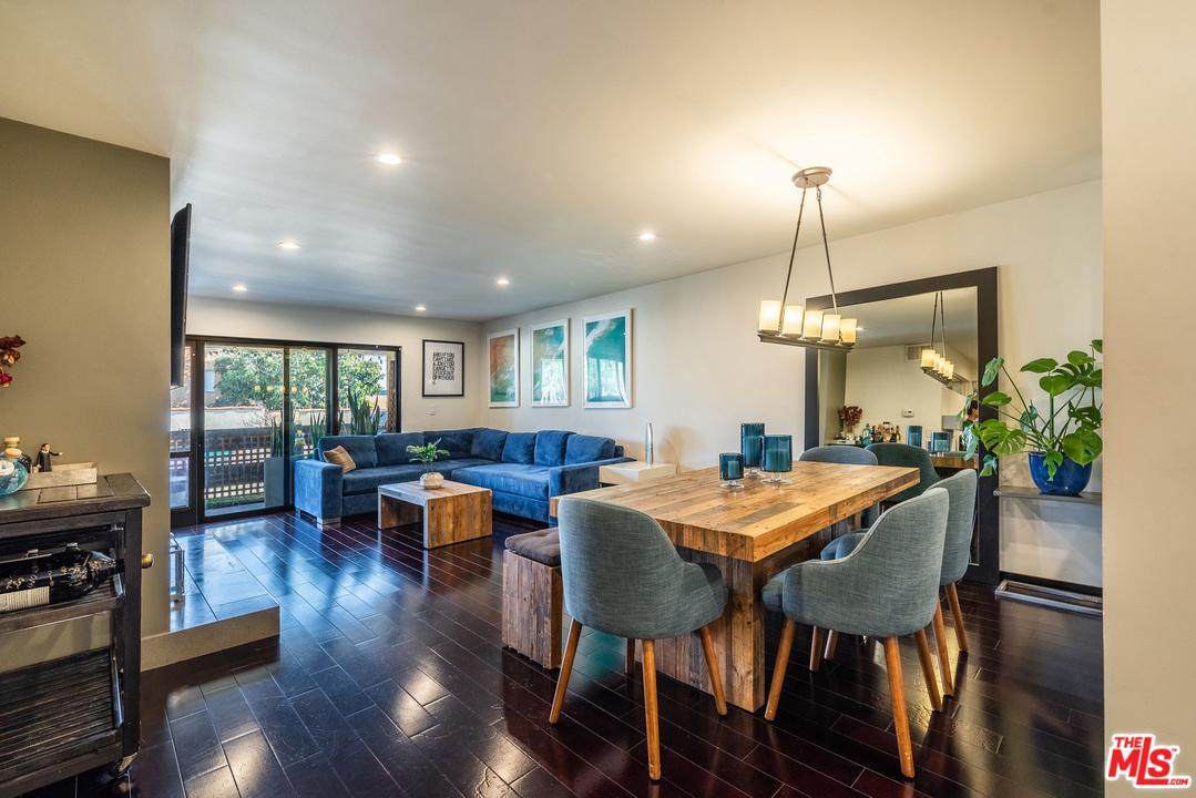 9025 Keith Avenue - Photo 1