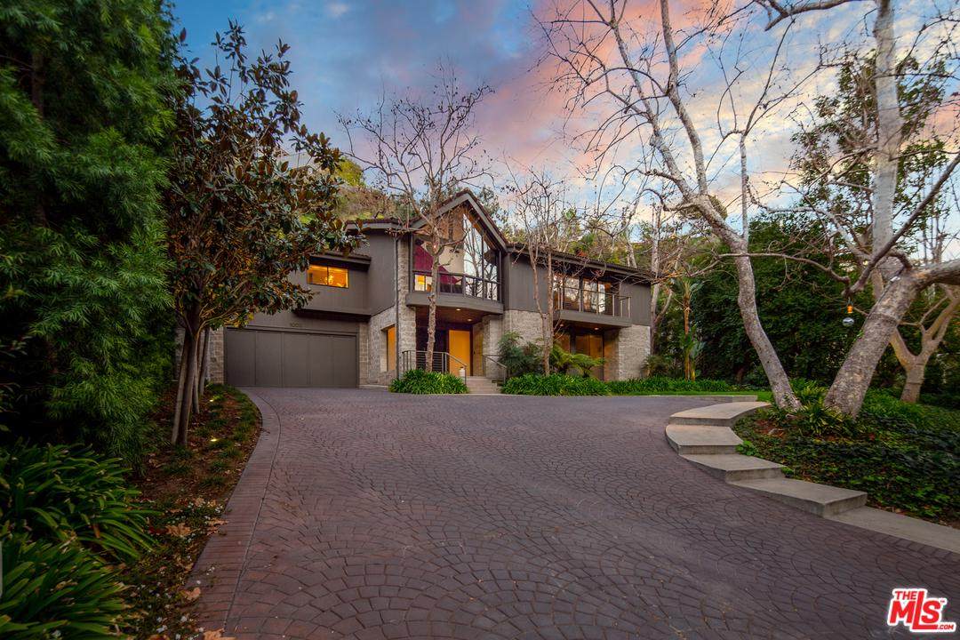 1000 Chantilly Rd - Photo 1