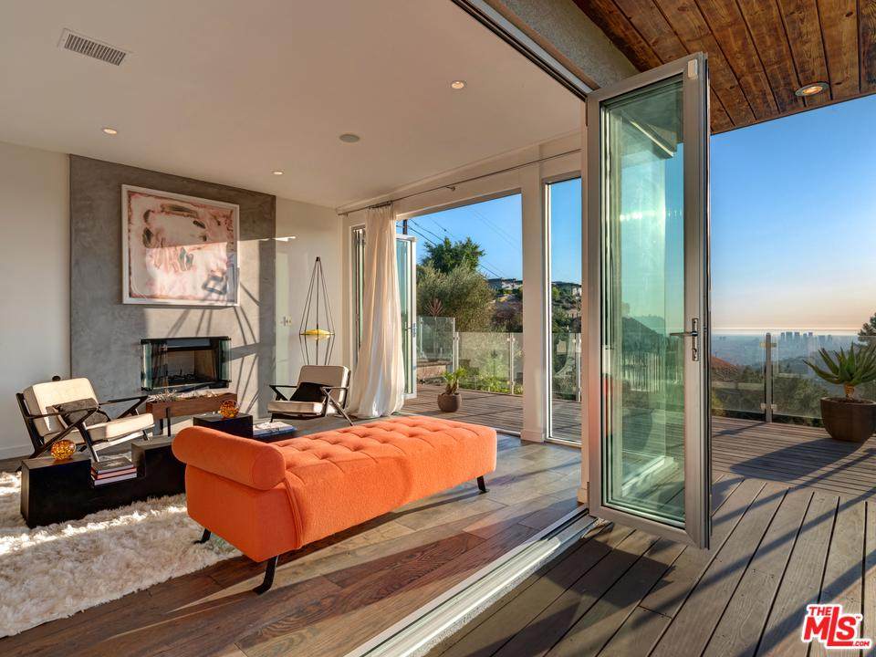 2425 Solar Drive - Photo 1