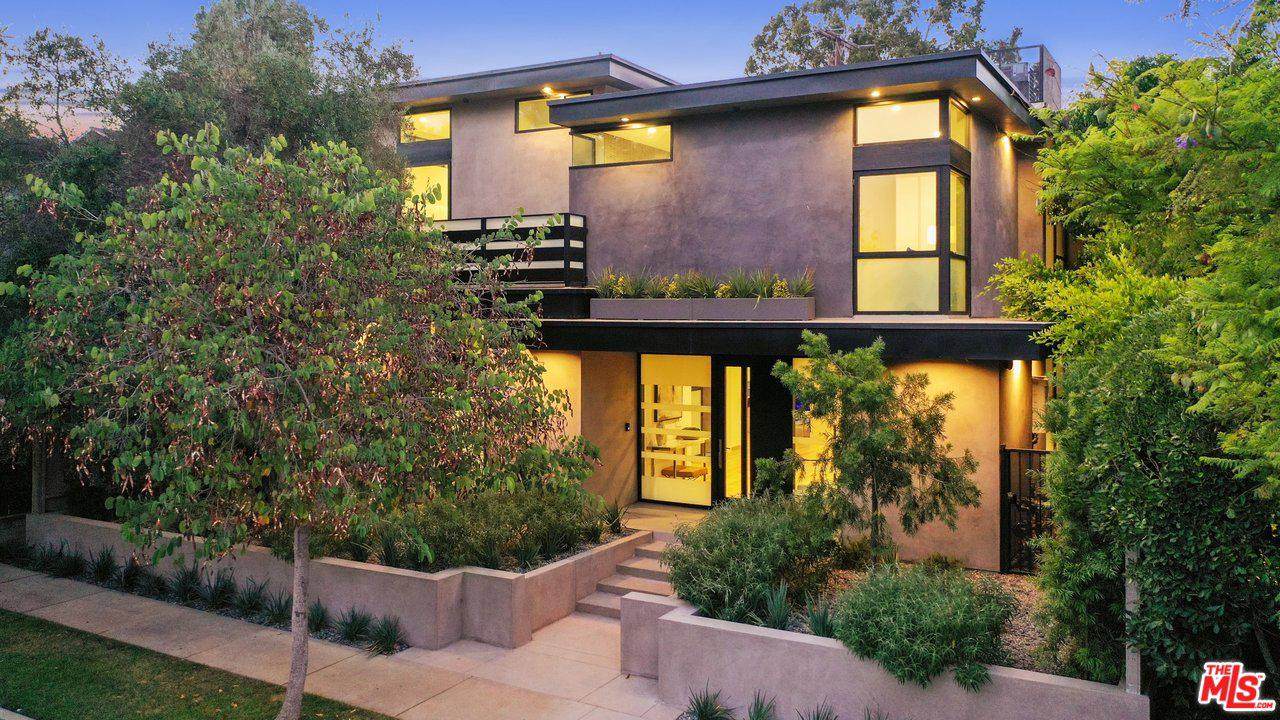 9021 Rangely Avenue - Photo 1