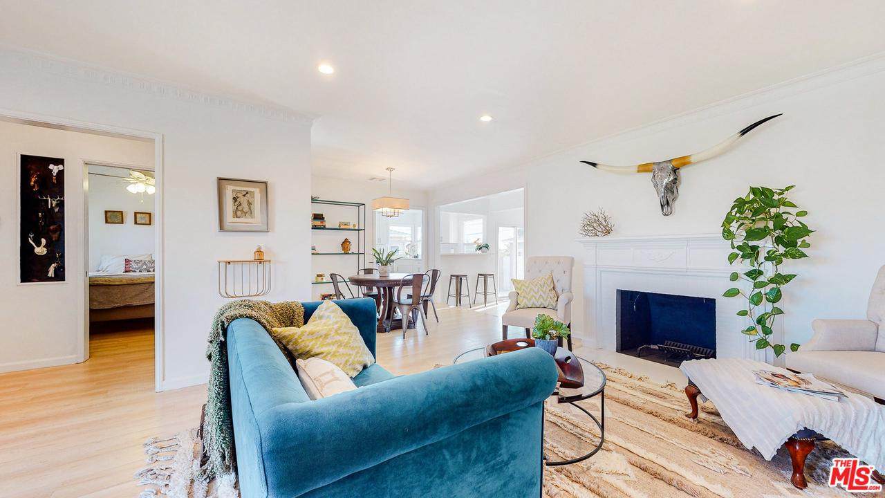 9727 2ND Avenue - Photo 1