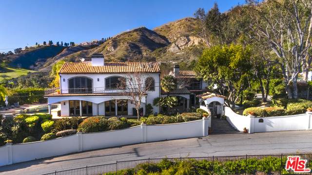 3453 Coast View Dr - Photo 1