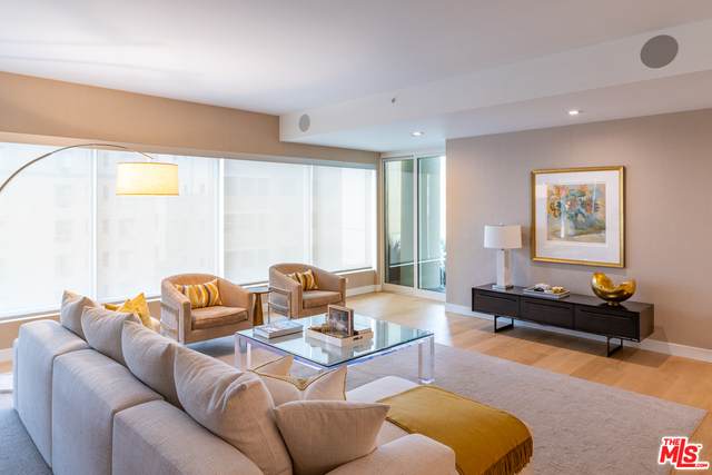 6250 Hollywood - Photo 1