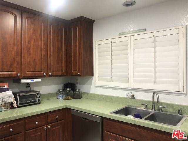 82 Willowcrest Ln - Photo 1