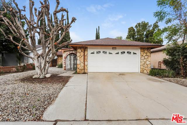 8416 Kelvin Ave - Photo 1