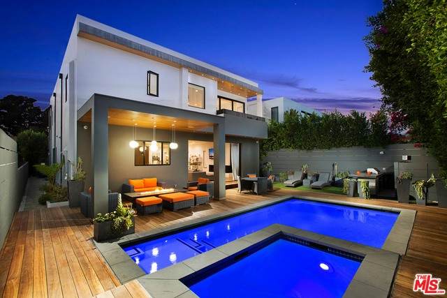 736 Curson Ave - Photo 1