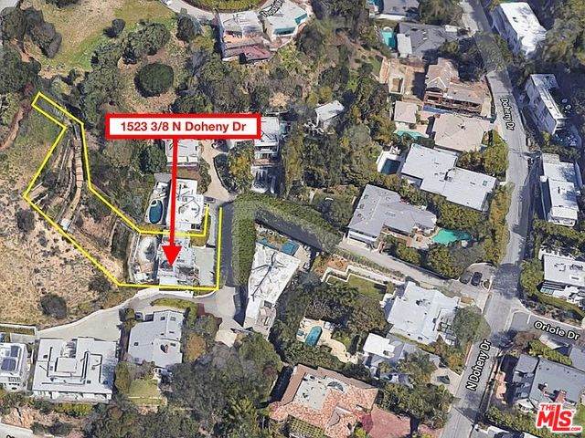 1523-1/2 Doheny Dr - Photo 1