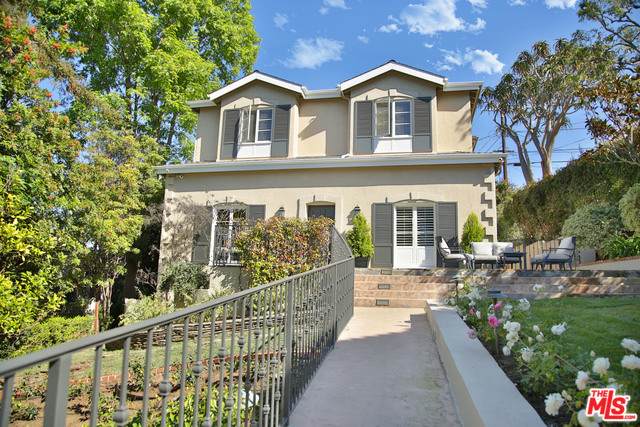 2910 Patricia Ave - Photo 1