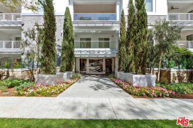 460 Palm Dr - Photo 1