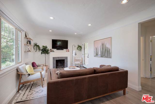 1830 Hill Dr - Photo 1