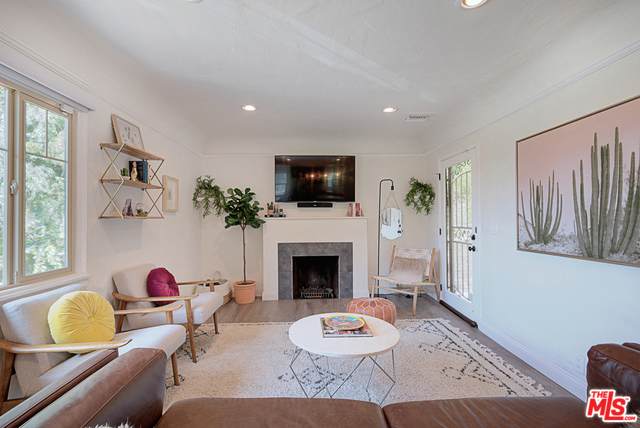 1830 Hill Dr - Photo 1