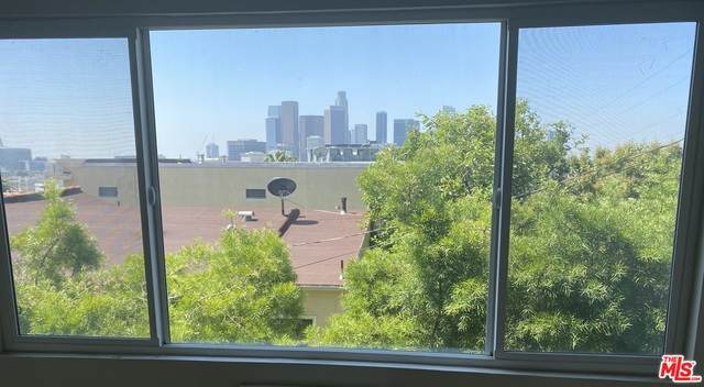 985 Marview Ave - Photo 1