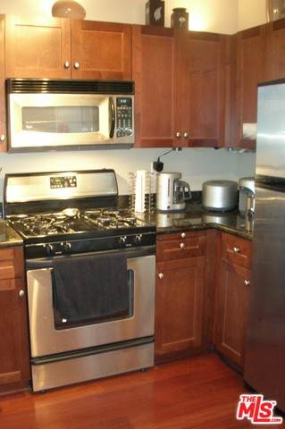 100 Alameda St - Photo 1
