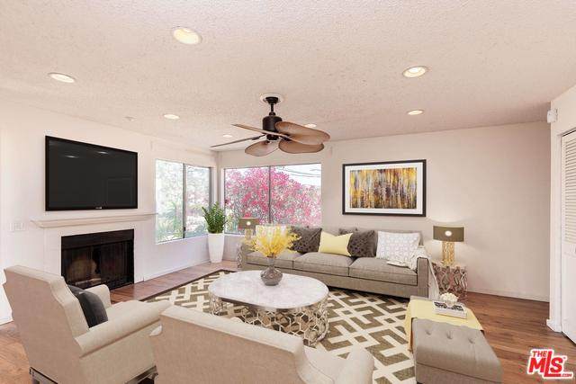 18408 Hatteras St - Photo 1