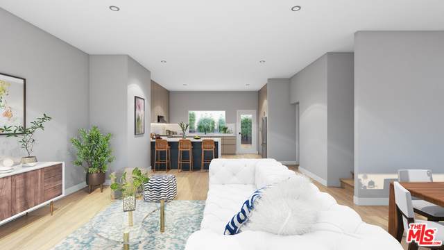 448 Beech St - Photo 1