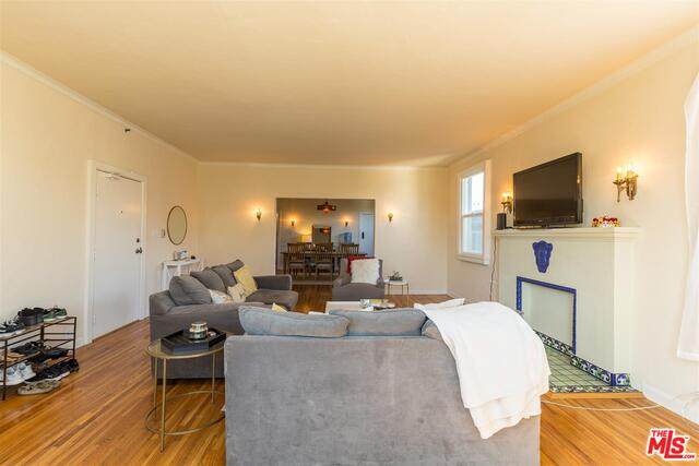 509 Gramercy St - Photo 1