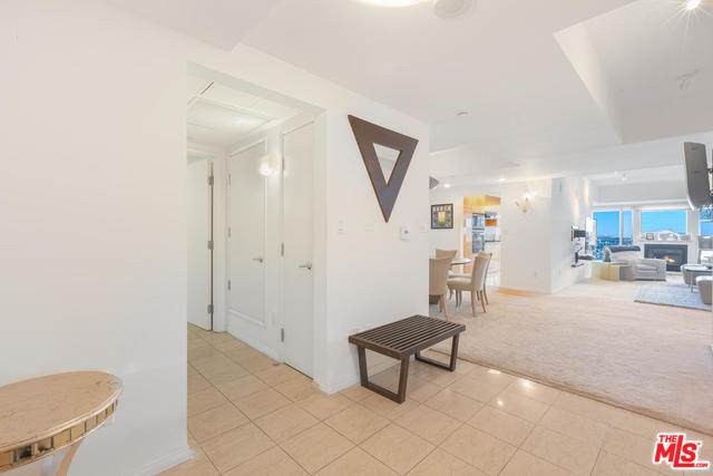 13600 Marina Pointe Dr - Photo 1