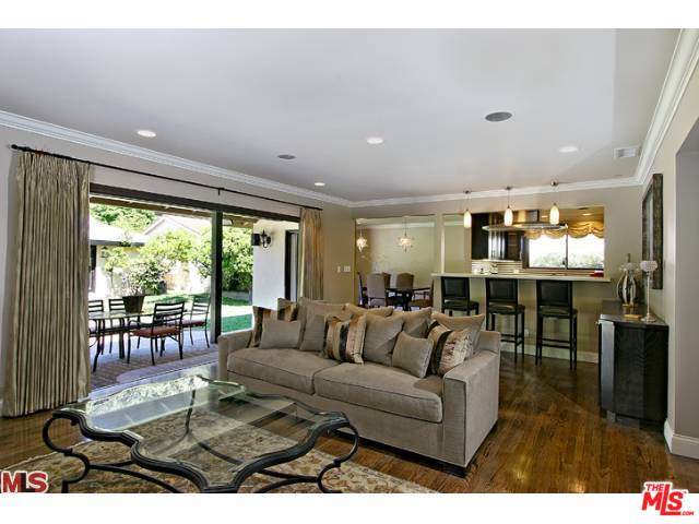 2001 Coldwater Canyon Dr - Photo 1 2001 Coldwater Canyon Dr - Photo 1