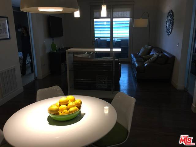 1234 Wilshire - Photo 1