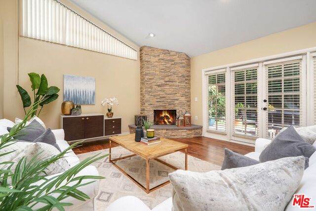 10509 Bloomfield St - Photo 1
