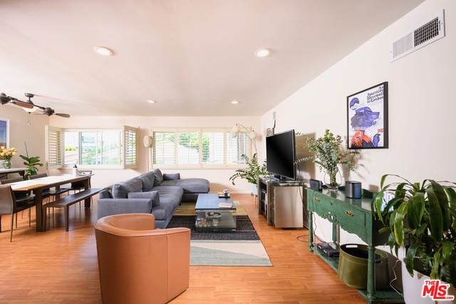 1121 Olive Dr - Photo 1