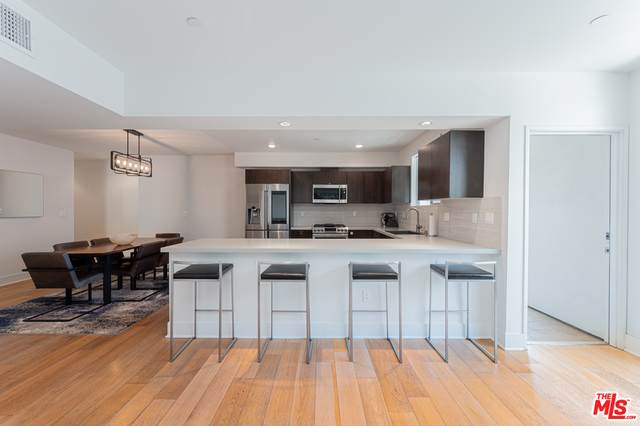 118 Kings Rd - Photo 1