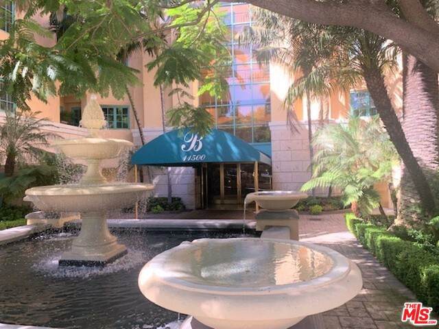 11500 San Vicente Blvd - Photo 1