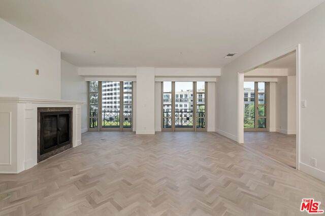 10580 Wilshire Blvd - Photo 1
