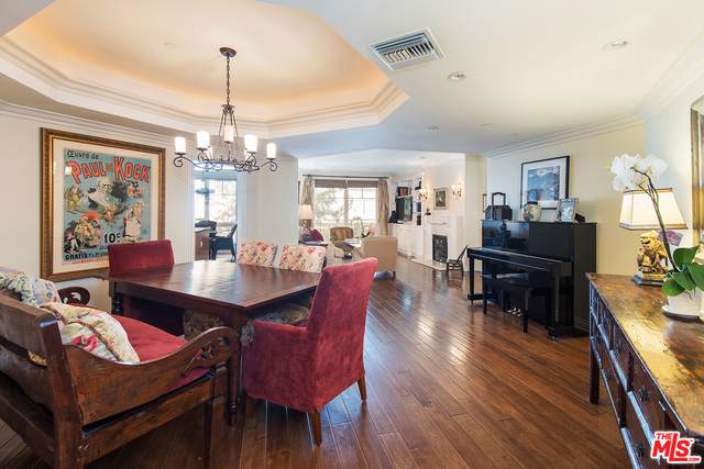 430 Oakhurst Dr - Photo 1